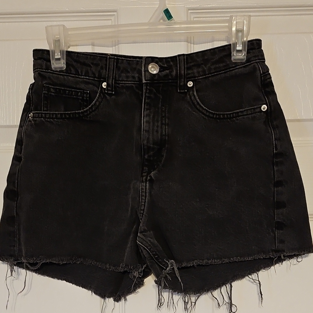 H&M Black Jean Short Cutoffd